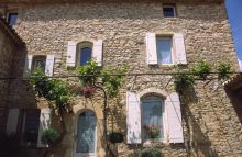 façade en pierre